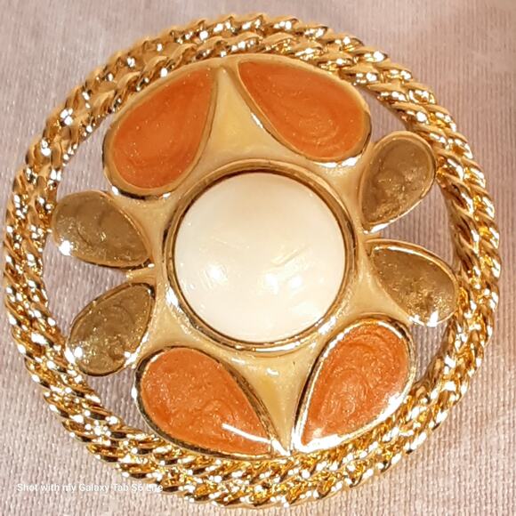 Spike Dome Stud Earrings Gold Tone Post Back - Picture 6 of 10